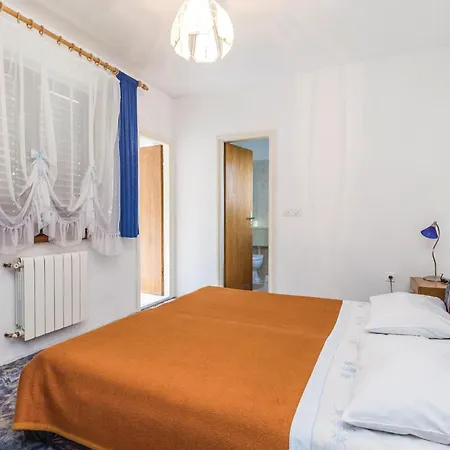 Lovely In With House Sea View Apartment