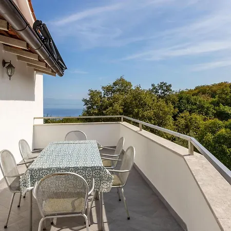 Lovely In With House Sea View *